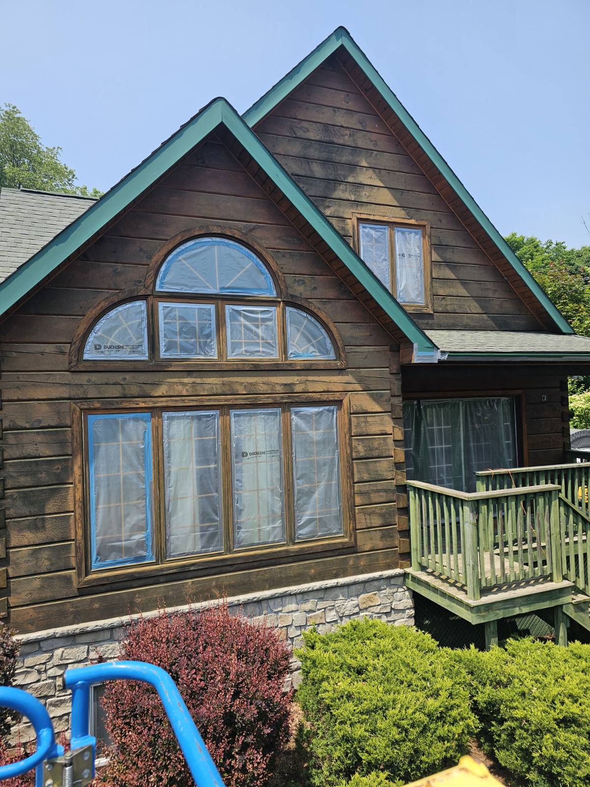 Log home restoration in Muskoka